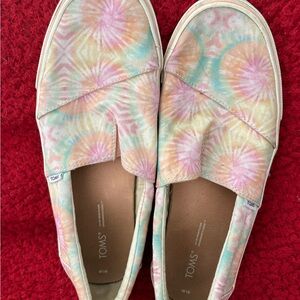 TOMS Women's Pastel Tie-Dye Flats